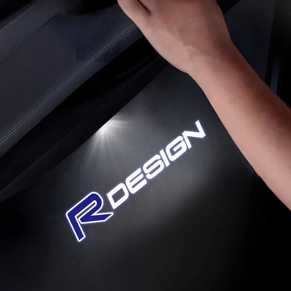 Luces LED de Bienvenida para Puertas Volvo – Proyector Logo R-Design, Instalación Fácil 12V