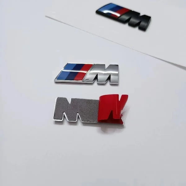 Emblema lateral de guardabarros de coche BMW, insignia para maletero trasero,