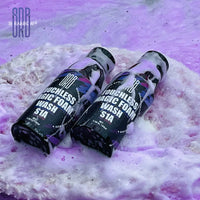 Jabón para lavado de autos con espuma rosa Extreme Bodywash y cera.